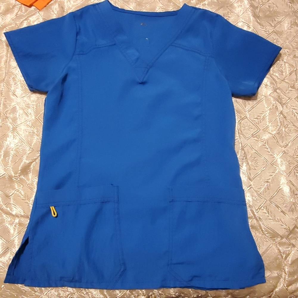 Scrub Top